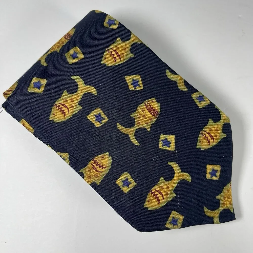 Banana Republic brand banana